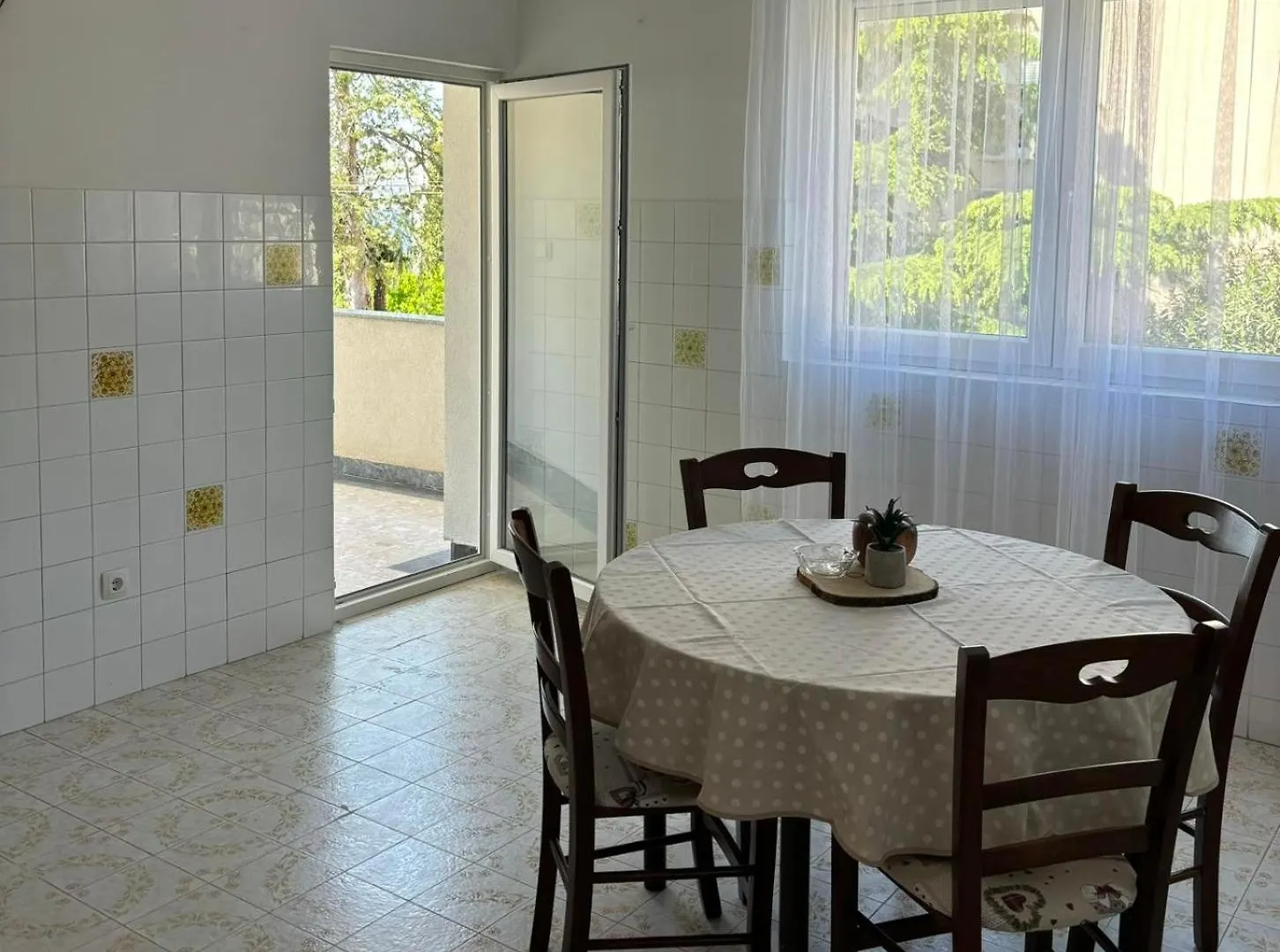 Helen Apartments Crikvenica Croatia