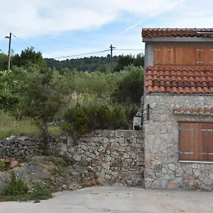 Mono Kai Triangle , Trogir Chorwacja