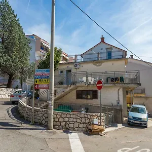  Apartman Iva Man